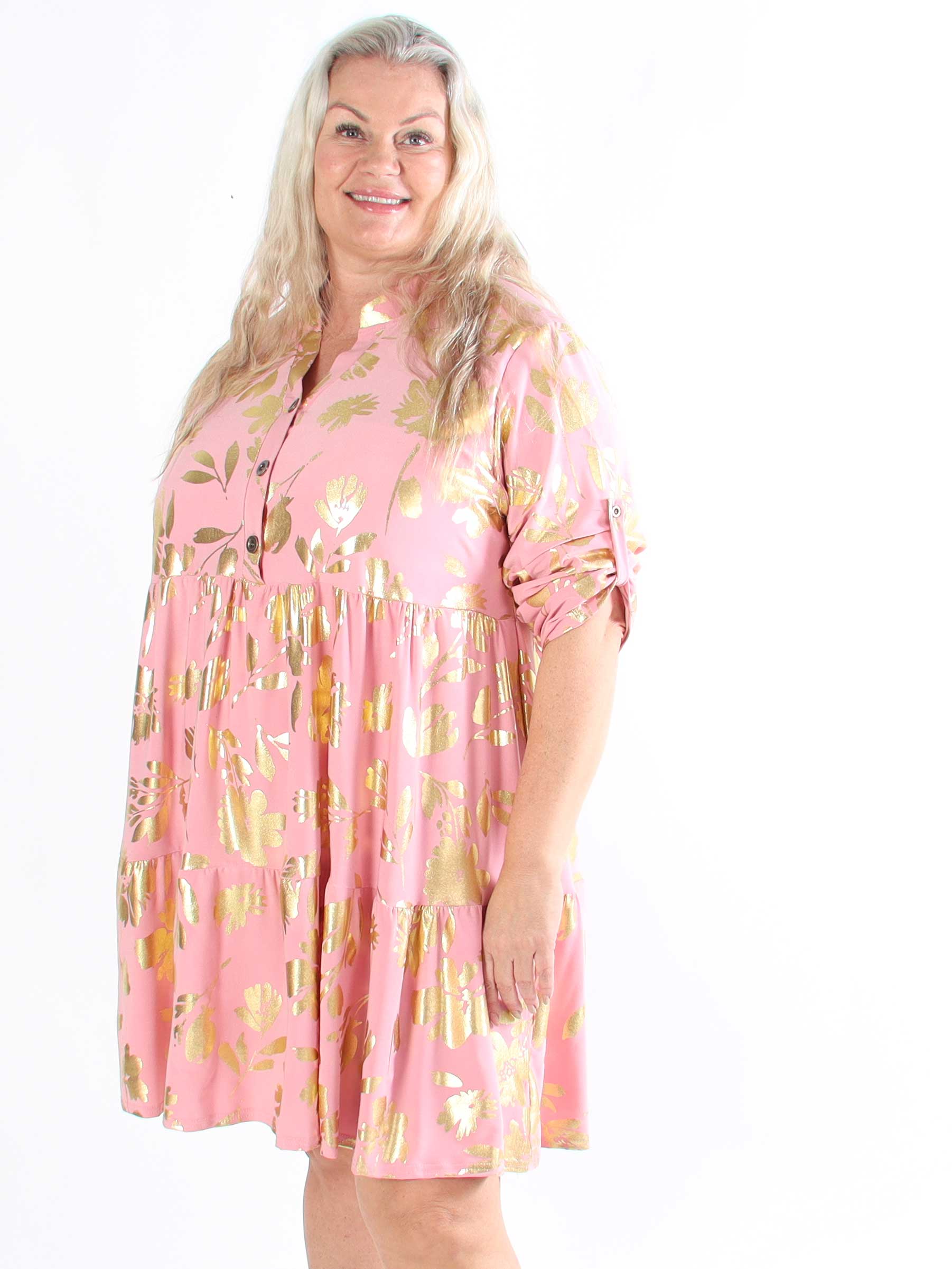 Milano Gold Flower Midi - Plus size kjole med guld blade og lag på lag look